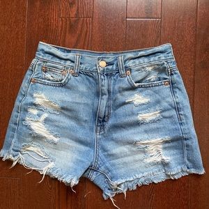 High-Waisted blue Jean Shorts